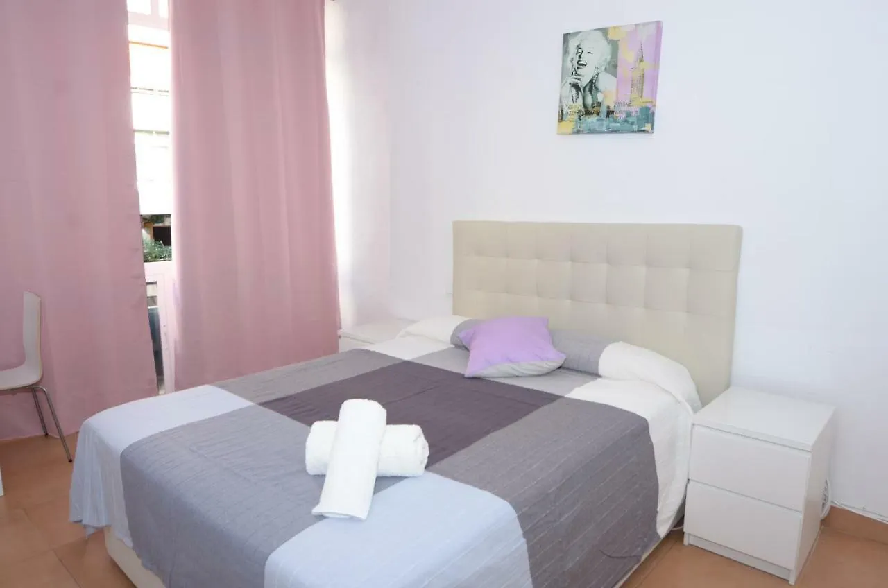 Big Room In Heart Dowtown Malaga