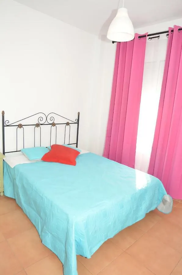 Big Room In Heart Dowtown Malaga Homestay